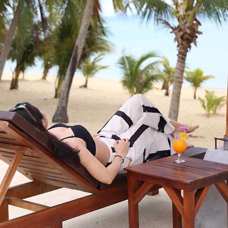 Shangrilah Bungalow Mae Nam Bagian luar foto