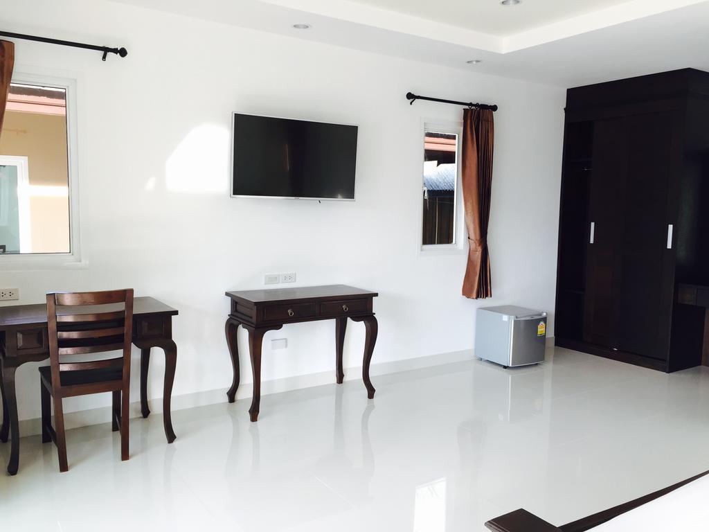 Shangrilah Bungalow Mae Nam Bagian luar foto
